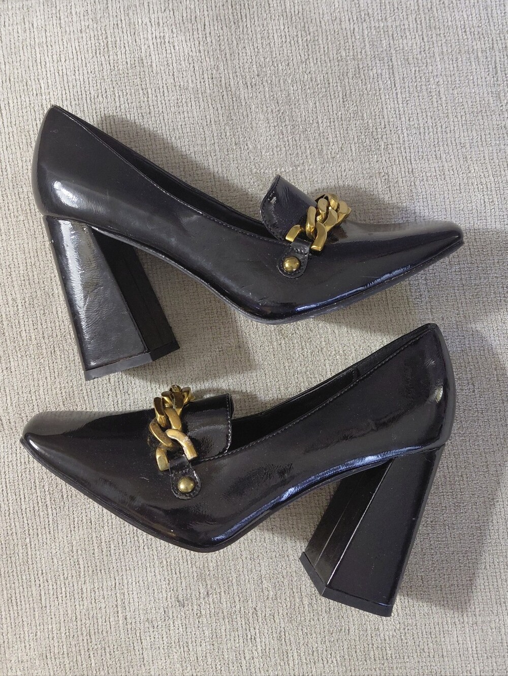 Black Patent Leather Block Heel Pumps with Gold Chain Accent Size 7.5
